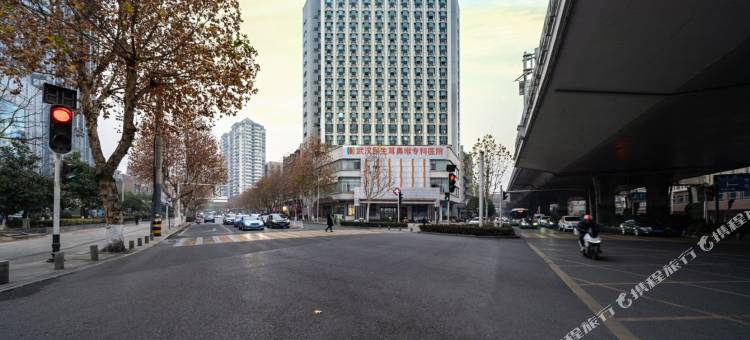 莫泰酒店(武汉发展大道竹叶山地铁站店)图片