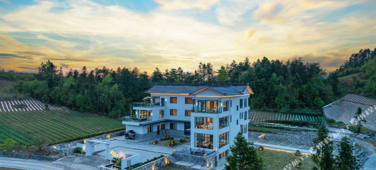 山禾·寄月野奢民宿(宣恩椿木营店)图片