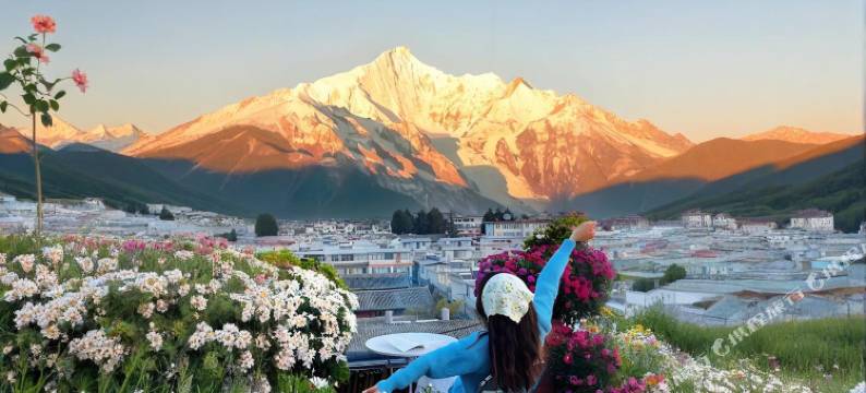 雪域SnowyRegion·小土司藏式轻奢民宿 (香格里拉独克宗古城店)图片