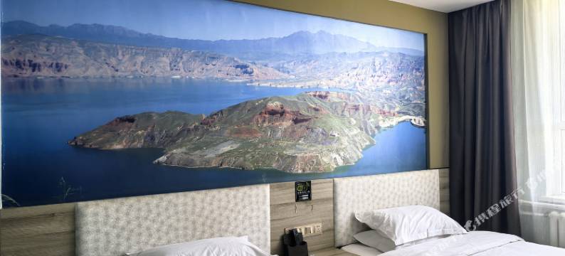 青海湖格日大酒店图片