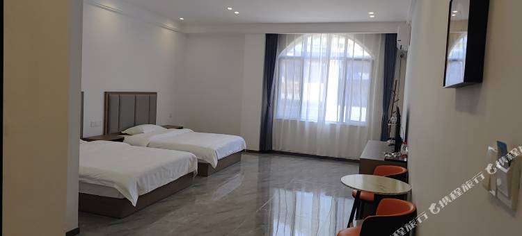 广南篆角强村酒店图片