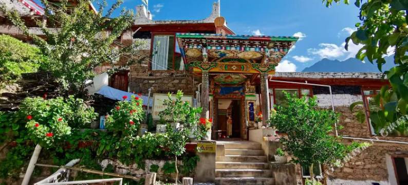 丹巴阿本藏家休闲山庄图片