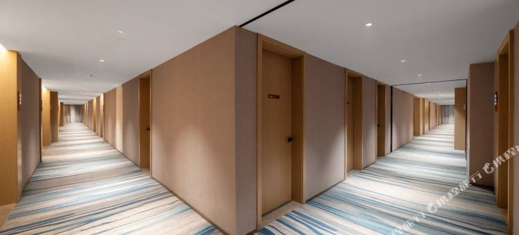 凯里亚德酒店(保定东站河北大学新校区店)图片