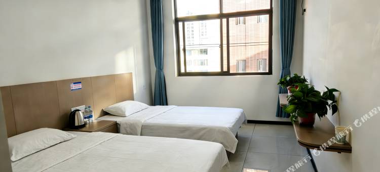 鼎弘宾馆(西安航空职业技术学院店)图片