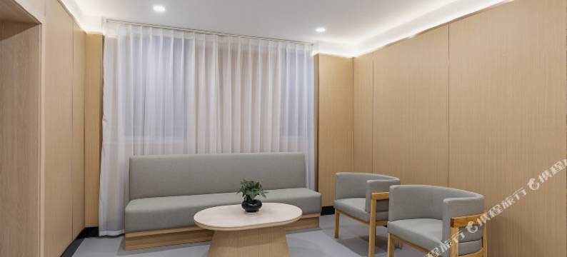 惠居酒店(金坛新天地吾悦广场店)图片