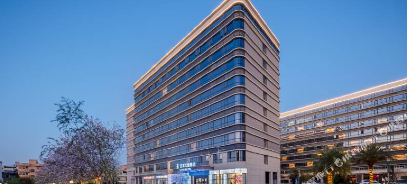 艺龙万国酒店(广州白云国际机场店)图片