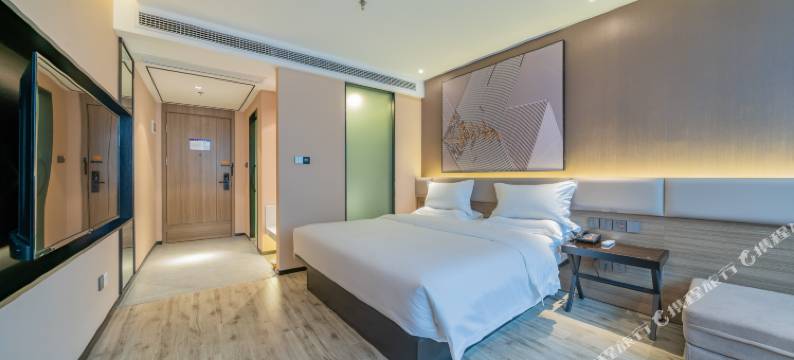 IU酒店(重庆大渡口步行街新山村地铁站店)图片