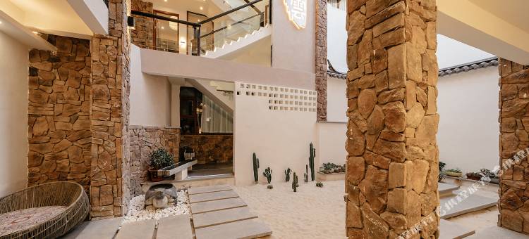 抚云·供氧轻奢美宿(丽江古城大水车店)图片