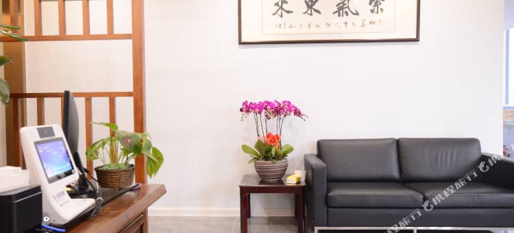 轻住宜和酒店(齐鲁医院泉城广场店)图片