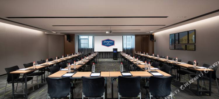 扬州东站市民中心希尔顿欢朋酒店图片