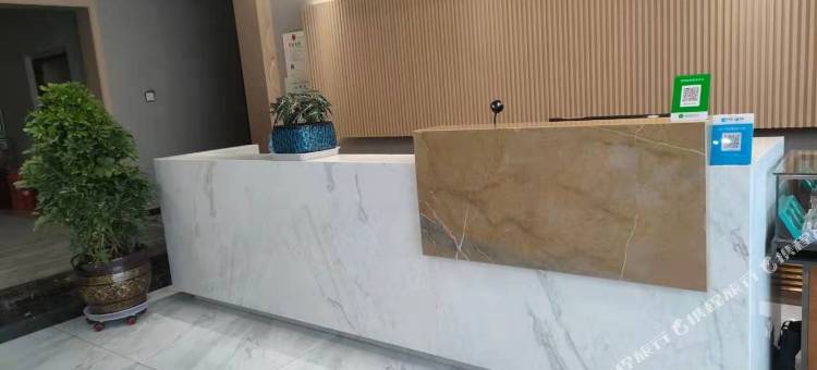 新巴尔虎左旗甘珠尔宾馆图片