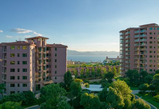 Youxi Resort Hotel (Fuxian Lake Cambrian Happy World) Hotel Overview