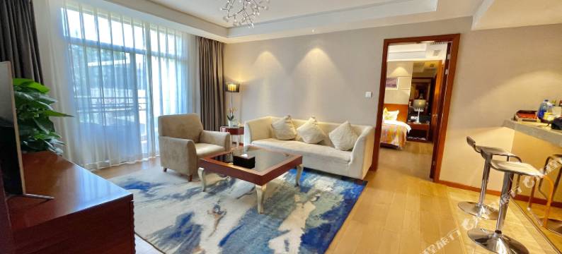 昆明湖景酒店图片