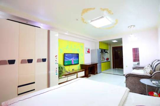 沈阳忆居公寓(辽宁大学店)