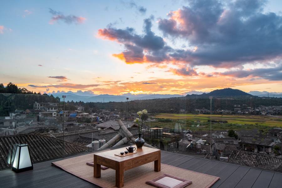 騰衝雲裏時光·無憂全景温泉度假客棧(和順古鎮店)