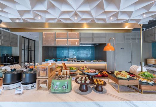 Atour S Hotel, Hisense Plaza, Qingdao Olympic Sailing CenterHotel Overview