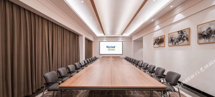 凯里亚德酒店(东方环岛公路店)图片