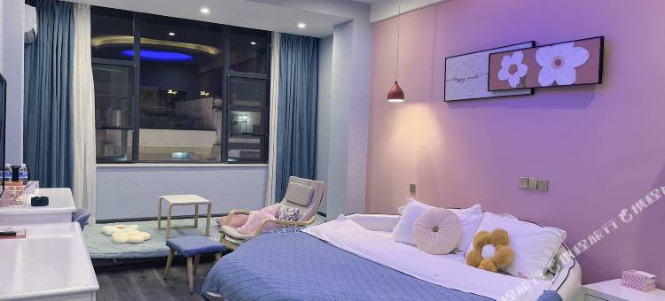 曲靖初见轻奢酒店(花柯店)图片