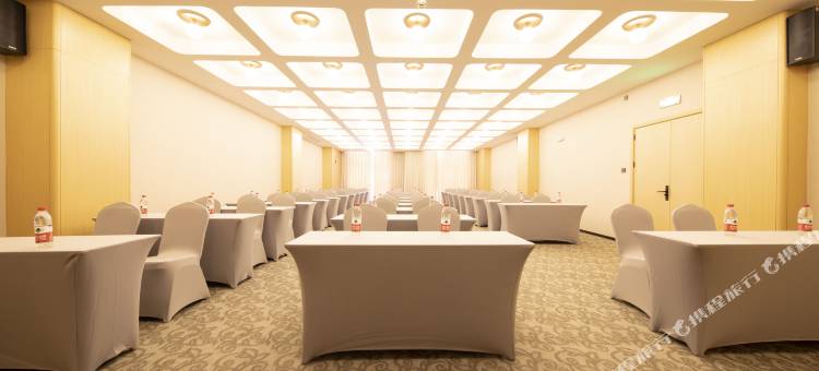 祥云酒店(锡林郭勒二连浩特店)图片