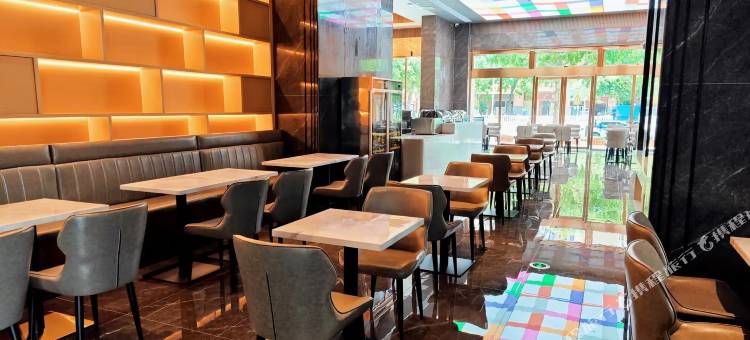 清远君隆酒店(财富大厦店)图片