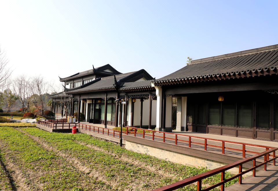上海乡悦华亭度假酒店外景图