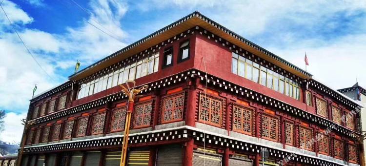 道孚康愉酒店(八美镇店)图片