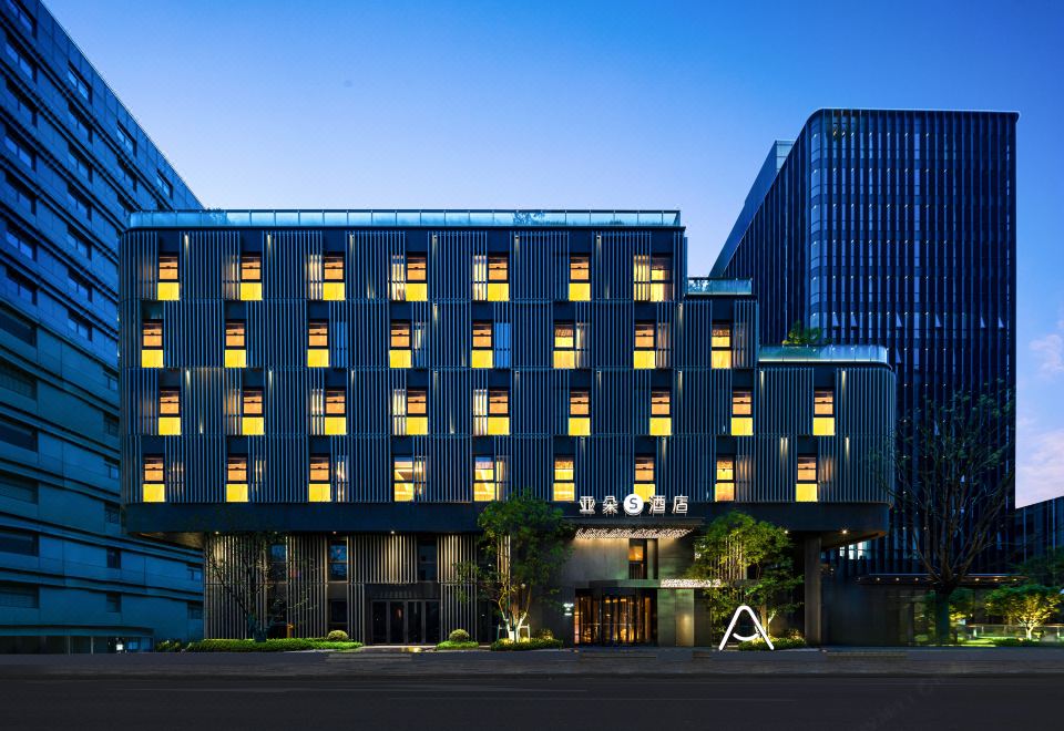 Atour S Hotel Shanghai Changning Tianshan Road over view