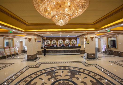 满洲里星辉大酒店外景图