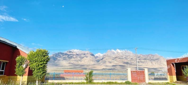 盘龙云居精品生态民宿(红其拉甫机场店)图片