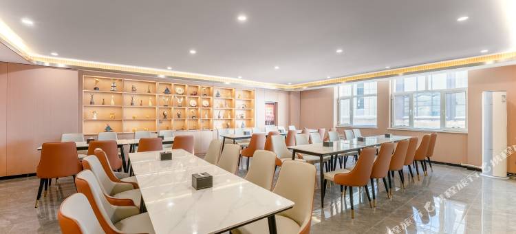 艺选酒店(乌鲁木齐机场店)图片