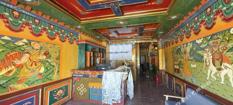 定日岗尖巴藏家大酒店图片