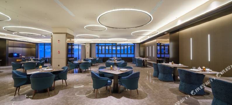 阿勒泰桔子水晶酒店图片