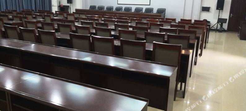 栾川未来假日酒店图片