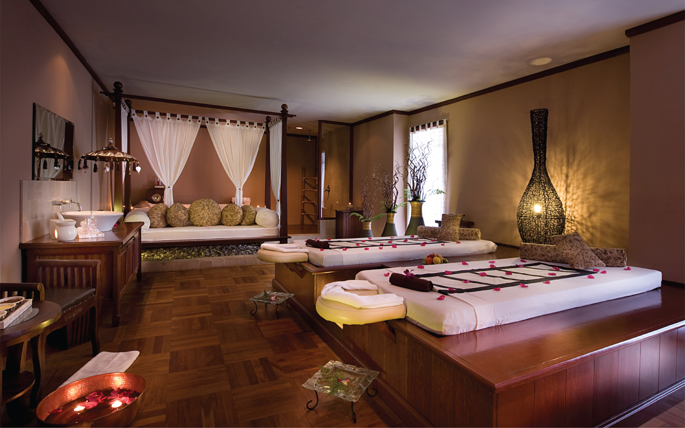 Seri Pacific Hotel Kuala Lumpur Over view