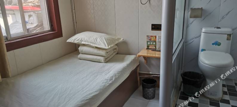 舒岳宾馆(泰安天烛峰路店)图片