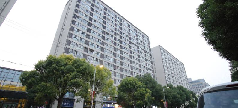 佳一轻奢公寓(上海浦江高科技园区店)图片
