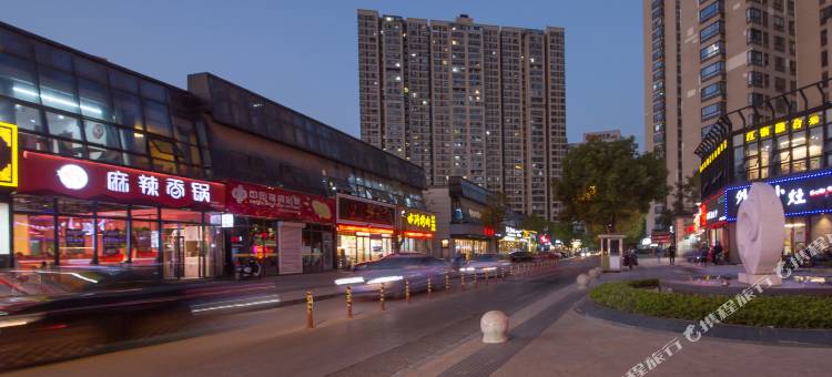 无锡火车站春申路亚朵酒店图片