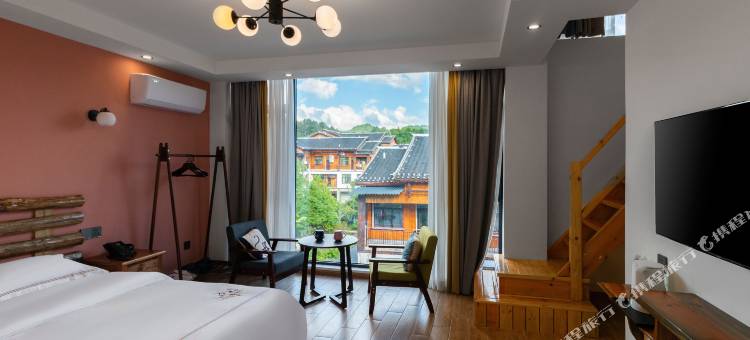 云阁轩(荔波小七孔景区东门售票大厅店)图片