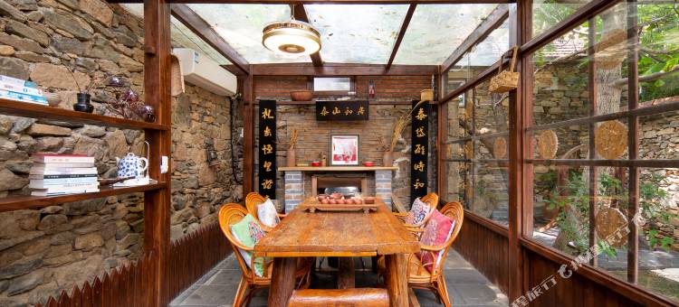 花筑·泰山和居民宿(泰山风景区店)图片
