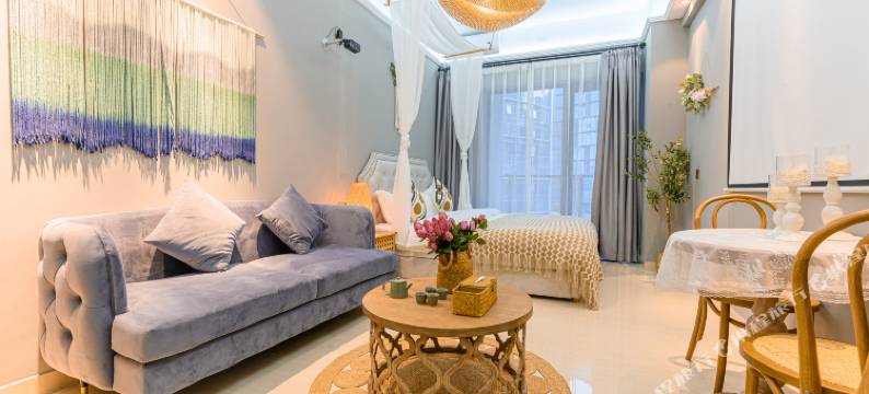 栖旅公寓(南宁绿地中央广场店)图片