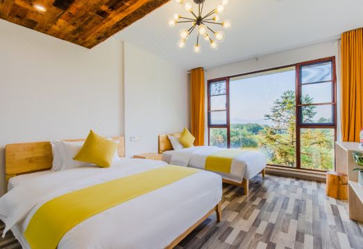 Pushe Guesthouse Hotel Overview