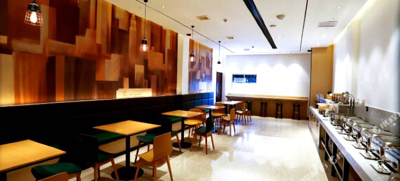 城市便捷酒店(鄂州葛店开发区创业大道店)图片