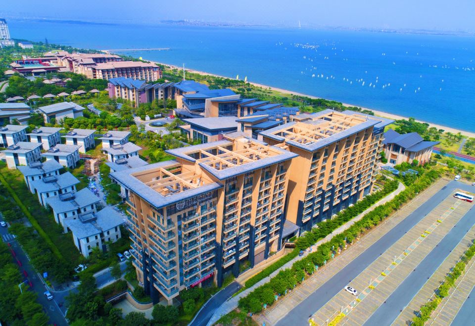 Yangguangcheng Ruiwan HotelOver view