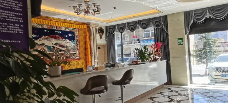 加查达尔谷酒店图片