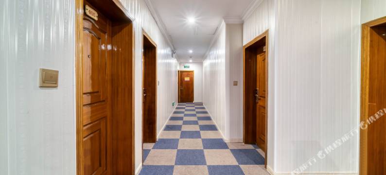 嘉丰宾馆(万潮广场店)图片