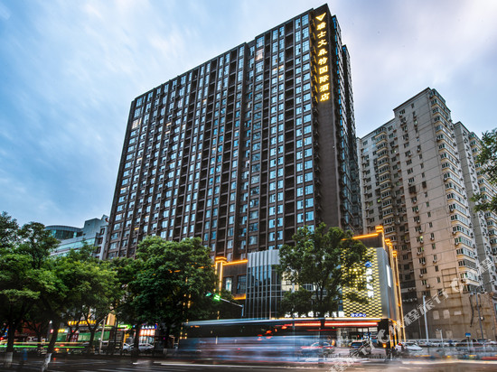 海菲酒店(郑州二七广场丹尼斯大卫城店)
