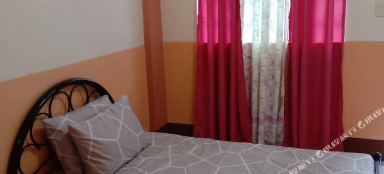 RedDoorz @ Solid Rock Guest House Baler图片