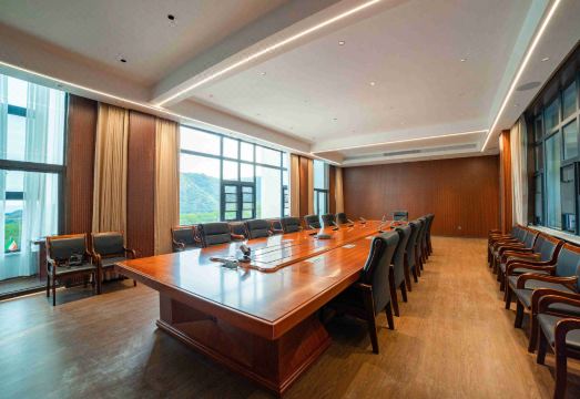 Zhongzhou Yueyin Fuxishan Huimeng Mountain ResidenceHotel Overview
