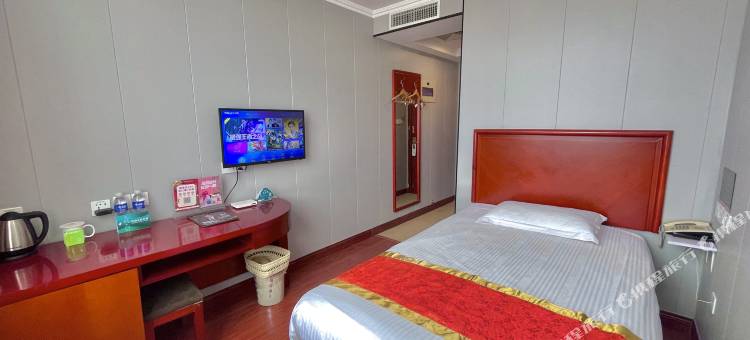 格林豪泰酒店(临沂费县东方购物广场店)图片