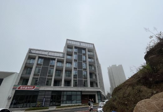 Xiangping Lake Resort Hotel Hotel Overview